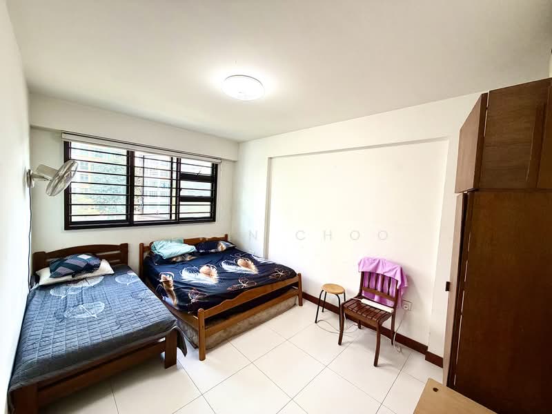 336A Yishun Street 31, 336A Yishun Street 31, 3 Bedrooms, 990 sqft, HDB Flat For Sale, by Edwin Choo, 500159205 - Bedroom - PropertyGuru.com.sg
