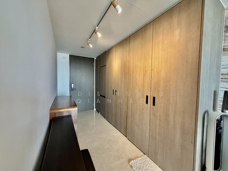 Avenue South Residence, 11 Silat Avenue, 1 Bedroom, 527 sqft, Condominium For Sale, by Eddie Huang QianHao, 500159209 - Entrance - PropertyGuru.com.sg