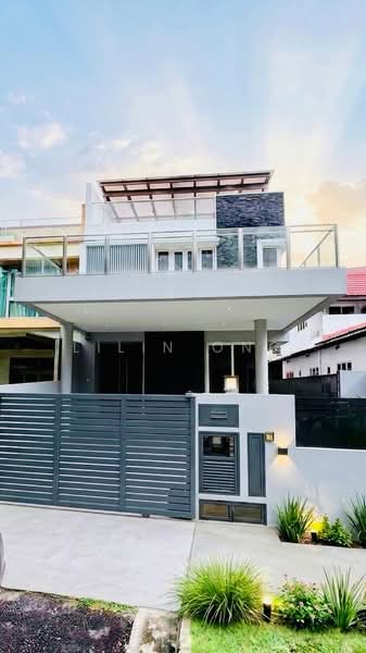 Jalan Kelulut, , 7 Bedrooms, 6,500 sqft, Semi-Detached House For Sale, by Lilin Ong, 500159224 - Exterior - PropertyGuru.com.sg