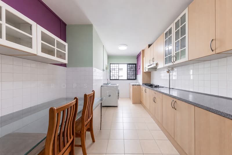 487 Jurong West Avenue 1, 487 Jurong West Avenue 1, 2 Bedrooms, 786 sqft, HDB Flat For Sale, by ADNIX LIU, 500159228 - Kitchen - PropertyGuru.com.sg