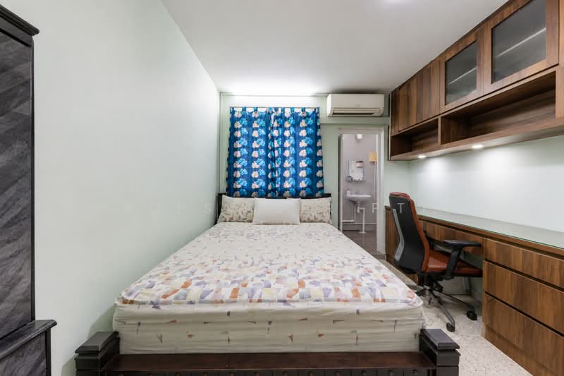 487 Jurong West Avenue 1, 487 Jurong West Avenue 1, 2 Bedrooms, 786 sqft, HDB Flat For Sale, by ADNIX LIU, 500159228 - Bedroom - PropertyGuru.com.sg