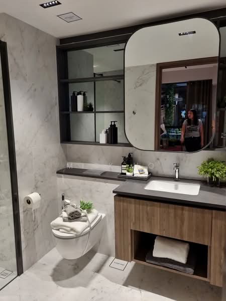 Sceneca Residence, 26 Tanah Merah Kechil Link, 2 Bedrooms, 678 sqft, Condominium For Rent, by Mick Ho, 500159235 - Bathroom - PropertyGuru.com.sg