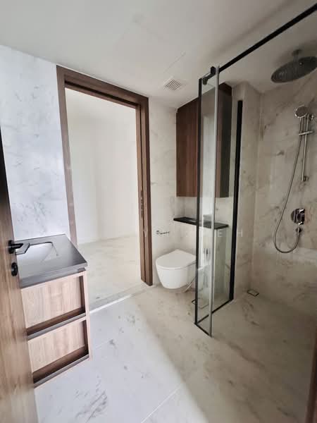 Sceneca Residence, , 2 Bedrooms, 753 sqft, Apartment For Rent, by Ashlyn Peh, 500159239 - Bathroom - PropertyGuru.com.sg