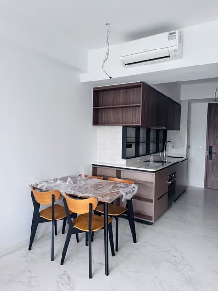 Sceneca Residence, , 2 Bedrooms, 753 sqft, Apartment For Rent, by Ashlyn Peh, 500159239 - Kitchen - PropertyGuru.com.sg
