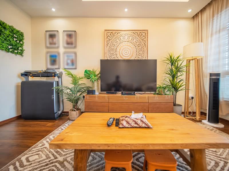 622B Tampines Avenue 12, 622B Tampines Avenue 12, 3 Bedrooms, 1,001 sqft, HDB Flat For Sale, by Rachel Chiam, 500159251 - Living Room - PropertyGuru.com.sg