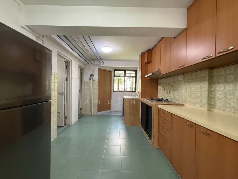 4 Bedok South Avenue 1, 4 Bedok South Avenue 1, 2 Bedrooms, 700 sqft, HDB Flat For Sale, by Brandon Ng, 500159253 - Kitchen - PropertyGuru.com.sg