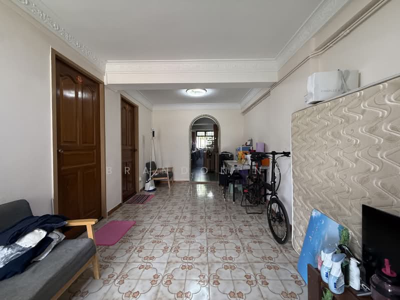 4 Bedok South Avenue 1, 4 Bedok South Avenue 1, 2 Bedrooms, 700 sqft, HDB Flat For Sale, by Brandon Ng, 500159253 - Living Room - PropertyGuru.com.sg