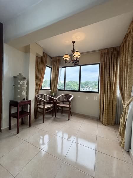 Pine Grove, 1N Pine Grove, 3 Bedrooms, 1,700 sqft, Condominium For Sale, by Irene Tan, 500159257 - Living Room - PropertyGuru.com.sg