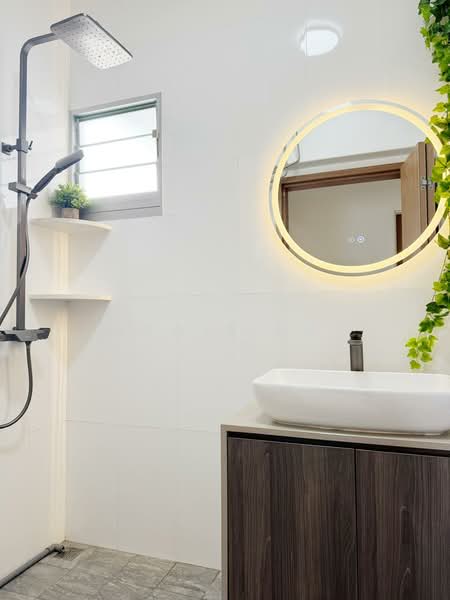 154B Bedok South Road, 154B Bedok South Road, 3 Bedrooms, 1,001 sqft, HDB Flat For Sale, by Lewis Ho, 500159258 - Bathroom - PropertyGuru.com.sg