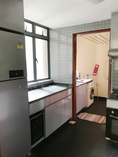 Summerdale, 2 Boon Lay Drive, 3 Bedrooms, 1,195 sqft, Condominium For Rent, by Joanne Wang, 500159260 - Kitchen - PropertyGuru.com.sg