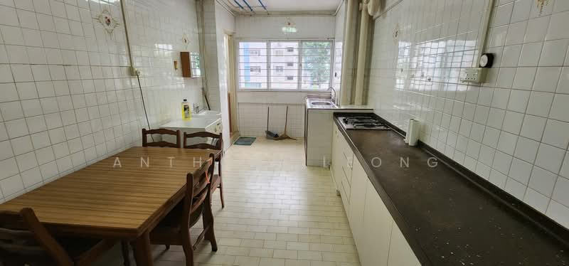 284 Tampines Street 22, 284 Tampines Street 22, 2 Bedrooms, 797 sqft, HDB Flat For Sale, by Anthony Leong, 500159267 - Kitchen - PropertyGuru.com.sg