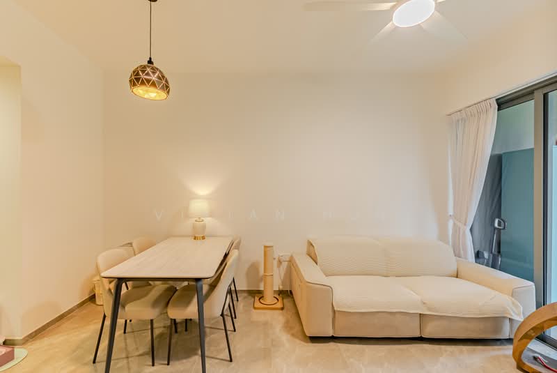 JadeScape, 6 Shunfu Road, 2 Bedrooms, 646 sqft, Condominium For Sale, by Vivian Hun, 500159268 - Living Dining Room - PropertyGuru.com.sg