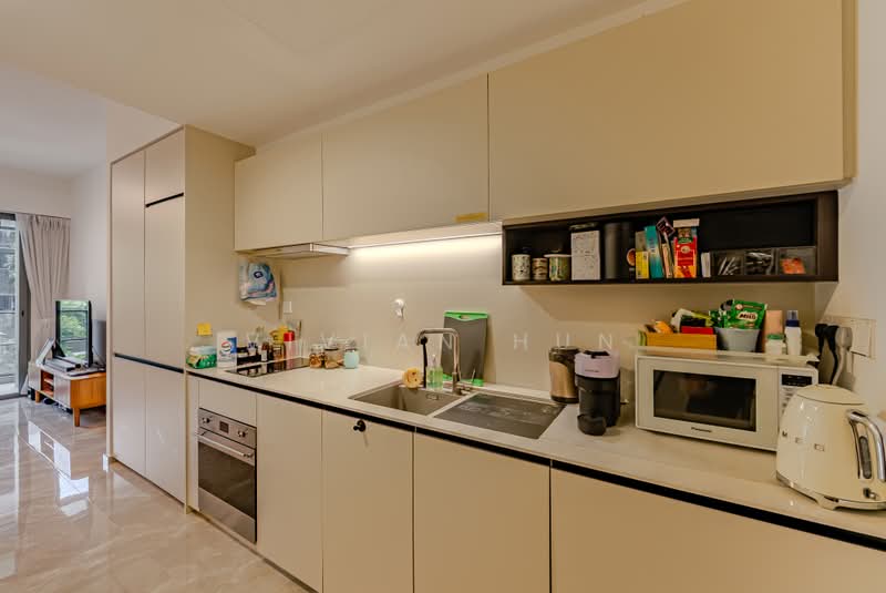 JadeScape, 6 Shunfu Road, 2 Bedrooms, 646 sqft, Condominium For Sale, by Vivian Hun, 500159268 - Kitchen - PropertyGuru.com.sg