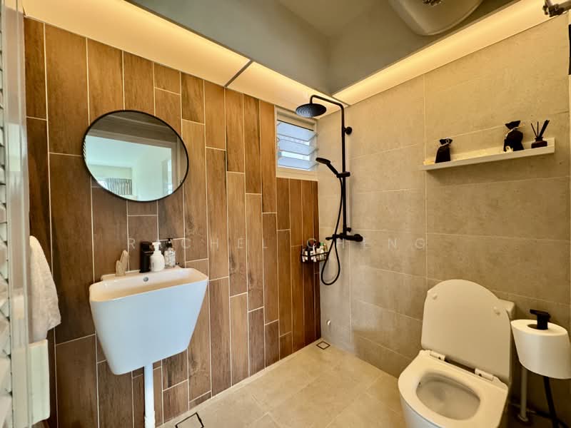668B Edgefield Plains, 668B Edgefield Plains, 4 Bedrooms, 1,216 sqft, HDB Flat For Sale, by Rachel Cheng, 500159274 - Bathroom - PropertyGuru.com.sg