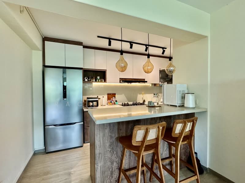 668B Edgefield Plains, 668B Edgefield Plains, 4 Bedrooms, 1,216 sqft, HDB Flat For Sale, by Rachel Cheng, 500159274 - Kitchen - PropertyGuru.com.sg