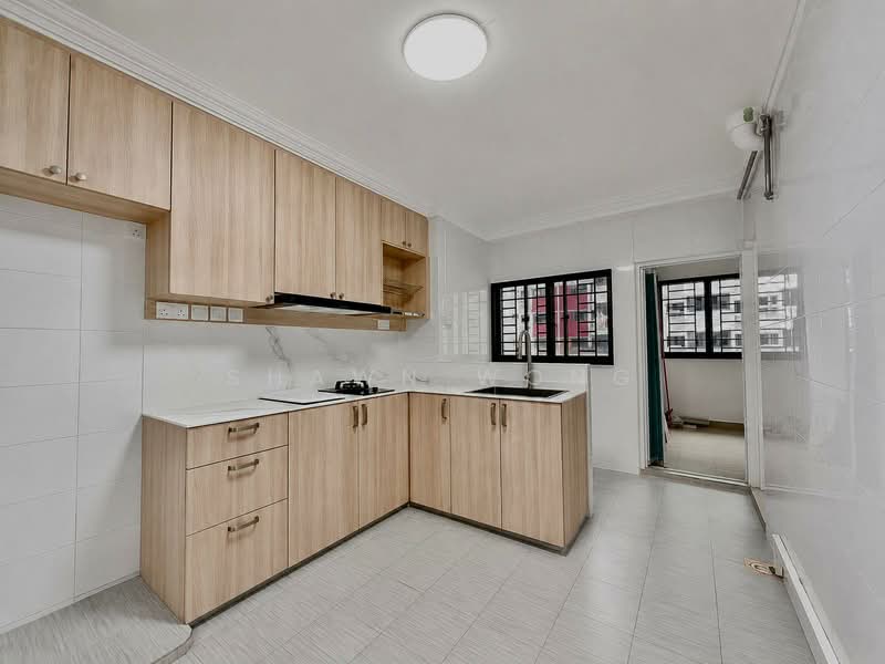 303 Ang Mo Kio Avenue 1, 303 Ang Mo Kio Avenue 1, 3 Bedrooms, 1,044 sqft, HDB Flat For Sale, by Shawn Wong, 500159281 - Kitchen - PropertyGuru.com.sg