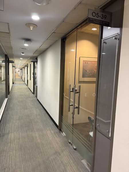 Lucky Plaza, 304 Orchard Road, 592 sqft, Mall Shop For Rent, by Danny Teo, 500159310 - Corridor - CommercialGuru.com.sg