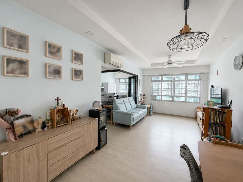 636B Senja Parc View, 636B Senja Road, 3 Bedrooms, 990 sqft, HDB Flat For Sale, by Marcus Sim, 500159322 - Living Room - PropertyGuru.com.sg