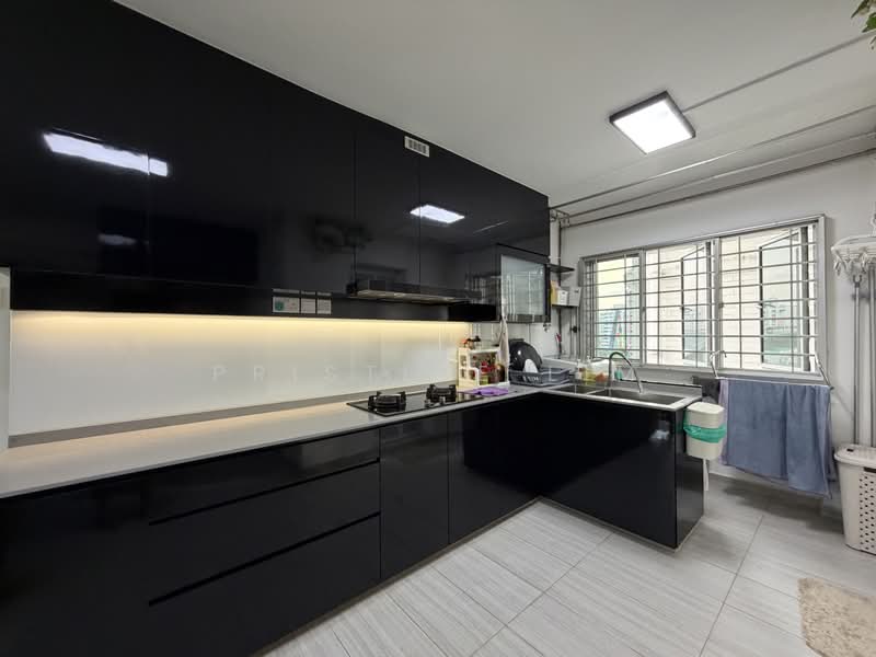 752 Jurong West Street 74, 752 Jurong West Street 74, 4 Bedrooms, 1,539 sqft, HDB Flat For Sale, by Pristine Lim, 500159325 - PropertyGuru.com.sg