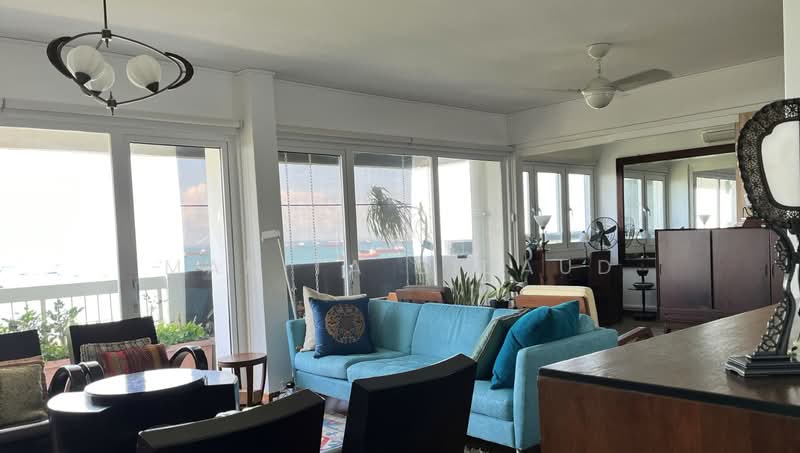 Lagoon View, 5000L Marine Parade Road, 3 Bedrooms, 1,647 sqft, Apartment For Sale, by Manita Bidaud, 500159330 - Living Room - PropertyGuru.com.sg
