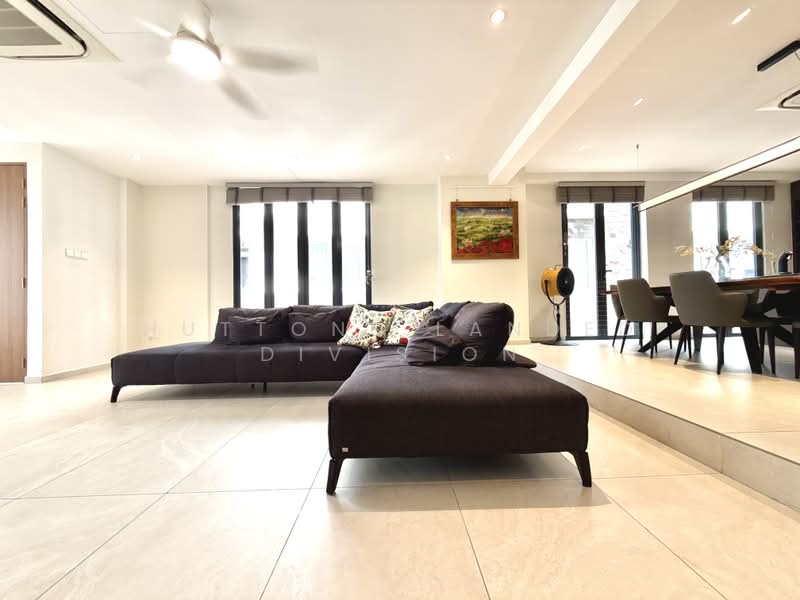 2.5 Storey Renovated Semi-Detached in Serangoon Gardens District 19, Carisbrooke, Chiselhurst, Burghley, Conway, Cooling Close, Colchester, Coniston, Bloxhome, Serangooon Garden Way, Lorong Chuan, Chartwell, Borthwick,, 4 Bedrooms, 3,200 sqft, Semi-Detached House For Sale, by JEAN TAN, 500159338 - Living Room - PropertyGuru.com.sg