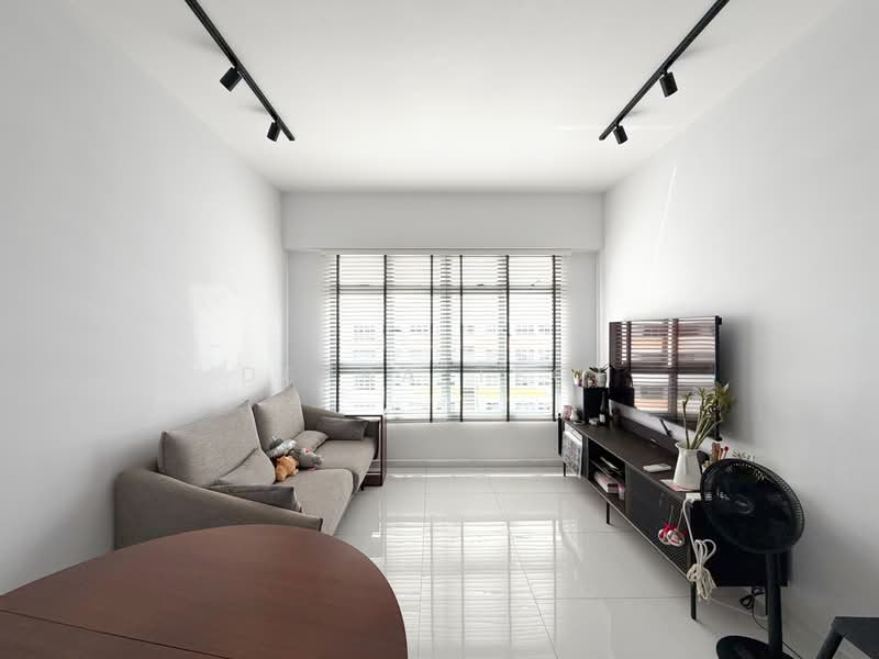 621A Tampines Street 61, 621A Tampines Street 61, 2 Bedrooms, 742 sqft, HDB Flat For Sale, by Debra Teoh, 500159343 - Living Room - PropertyGuru.com.sg