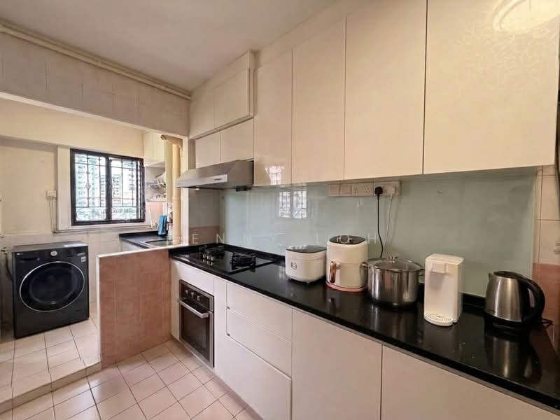 682C Jurong West Central 1, 682C Jurong West Central 1, 3 Bedrooms, 1,023 sqft, HDB Flat For Sale, by Kenny Loh, 500159344 - Kitchen - PropertyGuru.com.sg