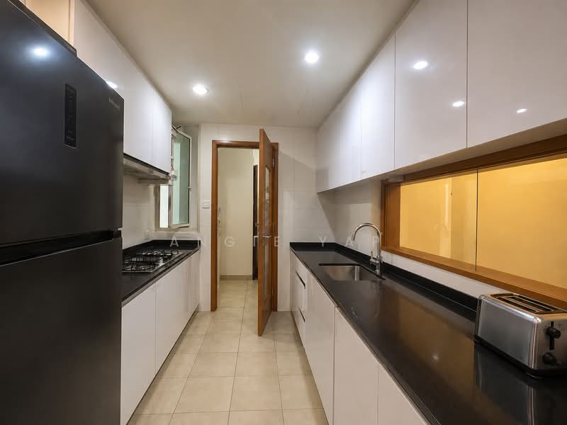 Sunglade, 9 Serangoon Avenue 2, 3 Bedrooms, 1,152 sqft, Condominium For Rent, by Angie Yap, 500159359 - Kitchen - PropertyGuru.com.sg