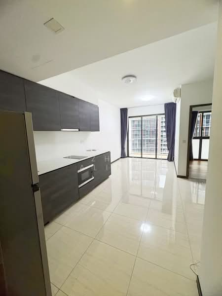 Sims Urban Oasis, 2 Sims Drive, 2 Bedrooms, 667 sqft, Condominium For Rent, by Zhu Zhening Alina, 500159361 - Kitchen - PropertyGuru.com.sg