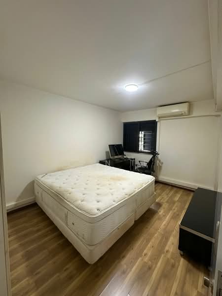 231 Lorong 8 Toa Payoh, 231 Lorong 8 Toa Payoh, 2 Bedrooms, 700 sqft, HDB Flat For Rent, by Alvin Ten, 500159362 - Bedroom - PropertyGuru.com.sg