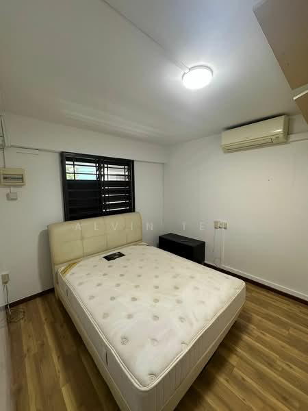 231 Lorong 8 Toa Payoh, 231 Lorong 8 Toa Payoh, 2 Bedrooms, 700 sqft, HDB Flat For Rent, by Alvin Ten, 500159362 - Bedroom - PropertyGuru.com.sg