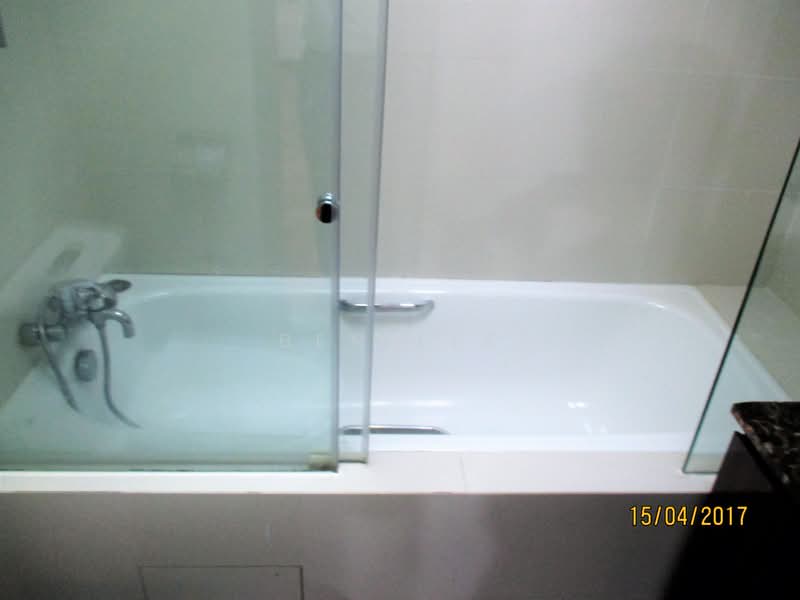 Radiance @ Bukit Timah, Yuk Tong Avenue, 4 Bedrooms, 2,936 sqft, Terraced House For Rent, by Ben Lee, 500159367 - Bathroom - PropertyGuru.com.sg