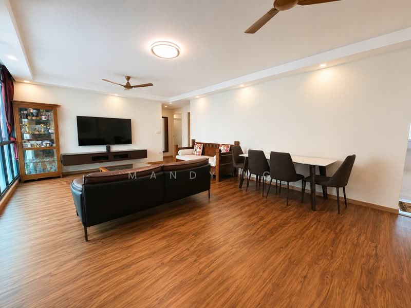182 Edgefield Plains, 182 Edgefield Plains, 3 Bedrooms, 1,184 sqft, HDB Flat For Sale, by Mandy Ng, 500159389 - Living Room - PropertyGuru.com.sg