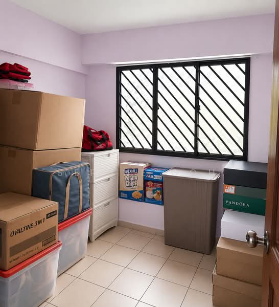 634 Yishun Street 61, 634 Yishun Street 61, 3 Bedrooms, 904 sqft, HDB Flat For Sale, by Serene Goh, 500159397 - Common bedroom  - PropertyGuru.com.sg