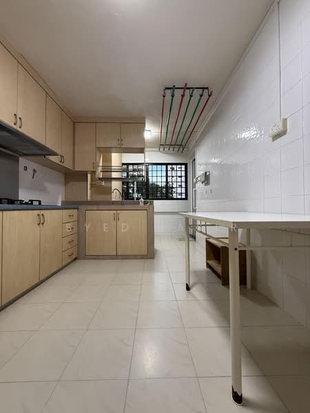 126 Yishun Street 11, 126 Yishun Street 11, 2 Bedrooms, 721 sqft, HDB Flat For Sale, by Syed Nasir, 500159399 - Kitchen - PropertyGuru.com.sg
