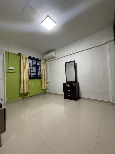 126 Yishun Street 11, 126 Yishun Street 11, 2 Bedrooms, 721 sqft, HDB Flat For Sale, by Syed Nasir, 500159399 - PropertyGuru.com.sg