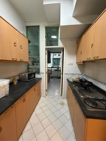 The Sunny Spring, 50 Lorong 40 Geylang, 6 Bedrooms, 1,200 sqft, Apartment For Rent, by Perlin Ho A N, 500159405 - PropertyGuru.com.sg