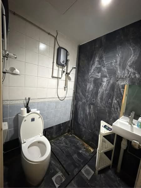 The Sunny Spring, 50 Lorong 40 Geylang, 6 Bedrooms, 1,200 sqft, Apartment For Rent, by Perlin Ho A N, 500159405 - PropertyGuru.com.sg