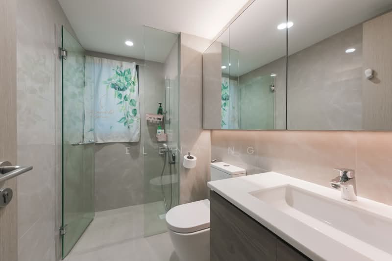 Treasure at Tampines, 57 Tampines Lane, 3 Bedrooms, 915 sqft, Condominium For Sale, by Elena Ng, 500159412 - Bathroom - PropertyGuru.com.sg