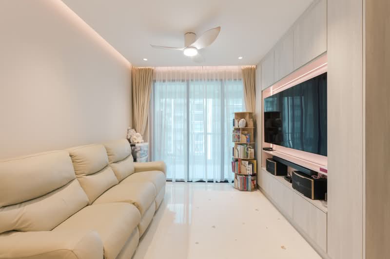 Treasure at Tampines, 57 Tampines Lane, 3 Bedrooms, 915 sqft, Condominium For Sale, by Elena Ng, 500159412 - Living Room - PropertyGuru.com.sg