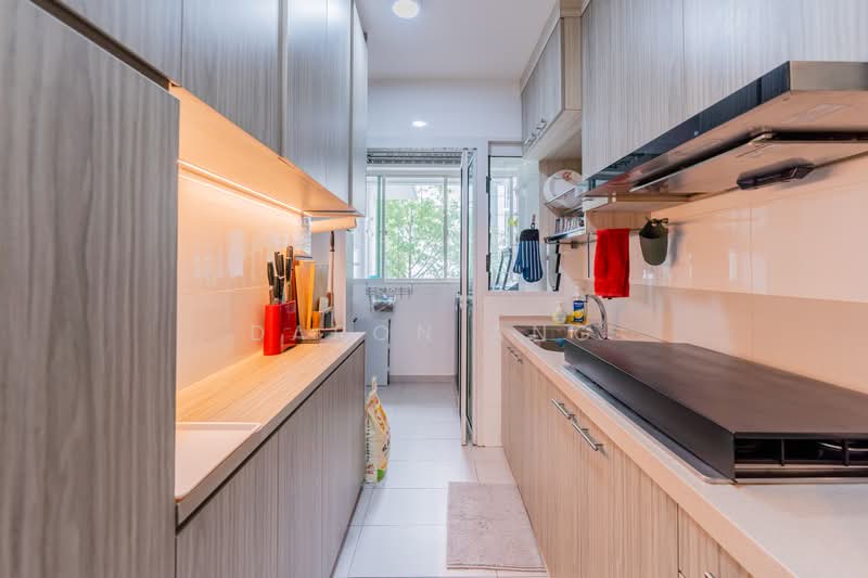 256C Sumang Walk, 256C Sumang Walk, 3 Bedrooms, 1,001 sqft, HDB Flat For Sale, by Daron Ang, 500159418 - Kitchen - #PropertyPartners - PropertyGuru.com.sg