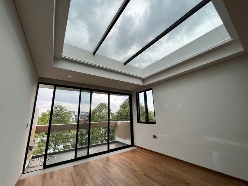 Telok Kurau road, , 8 Bedrooms, 10,211 sqft, Terraced House For Sale, by Feemin Liong, 500159423 - Balcony - PropertyGuru.com.sg
