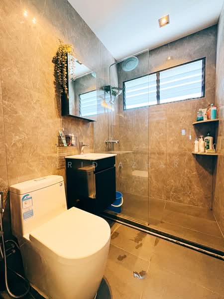 434 Tampines Street 43, 434 Tampines Street 43, 3 Bedrooms, 1,119 sqft, HDB Flat For Sale, by Farid Azhar, 500159440 - Bathroom - PropertyGuru.com.sg