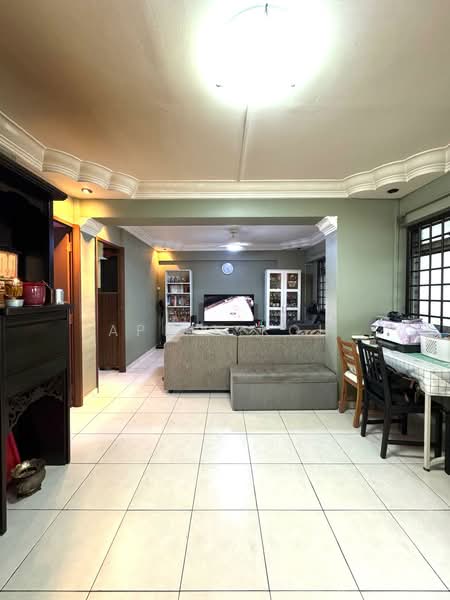 864 Jurong West Street 81, 864 Jurong West Street 81, 3 Bedrooms, 1,141 sqft, HDB Flat For Sale, by April Koh, 500159442 - Living Room - PropertyGuru.com.sg
