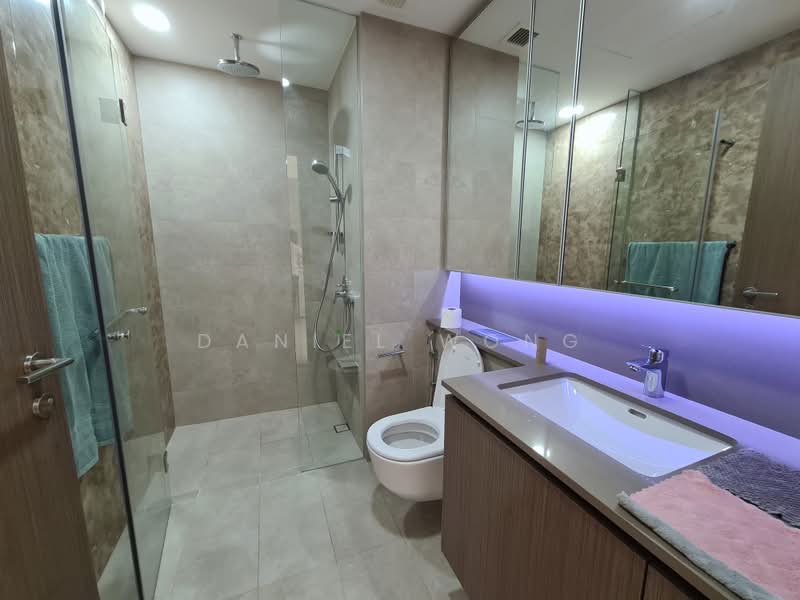 Seaside Residences, 12 Siglap Link, 1 Bedroom, 506 sqft, Apartment For Sale, by Daniel Wong, 500159443 - Bathroom - PropertyGuru.com.sg