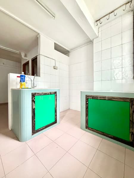 22 Havelock Road, 22 Havelock Road, 2 Bedrooms, 689 sqft, HDB Flat For Rent, by Ronald Chye, 500159446 - Kitchen - PropertyGuru.com.sg