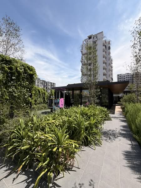 Sceneca Residence, 26 Tanah Merah Kechil Link, 2 Bedrooms, 678 sqft, Condominium For Rent, by Tan Siew Khim, 500159451 - Exterior - PropertyGuru.com.sg