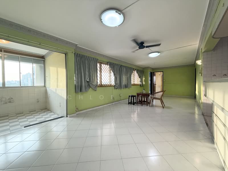 112 Mcnair Road, 112 Mcnair Road, 3 Bedrooms, 1,302 sqft, HDB Flat For Sale, by Chloe Teo, 500159452 - Living Room - PropertyGuru.com.sg