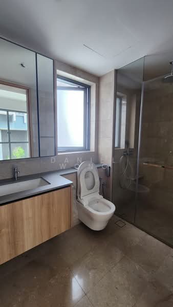 One Holland Village Residences, 1 Holland Village Way, 2 Bedrooms, 797 sqft, Condominium For Sale, by Daniel Wong, 500159455 - Bathroom - PropertyGuru.com.sg