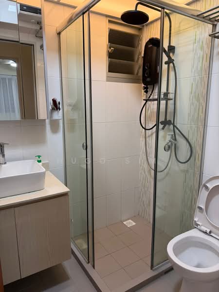 590A Ang Mo Kio Street 51, 590A Ang Mo Kio Street 51, Room Rental, 100 sqft, HDB Flat For Rent, by Hugo Sim, 500159483 - Bathroom - PropertyGuru.com.sg